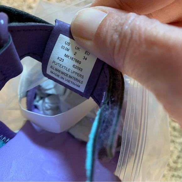 NWT Merrell Kids Girls Water Shoes Fisherman Sandal Purple Closed Toe Size 3 5 - Picture 9 of 10